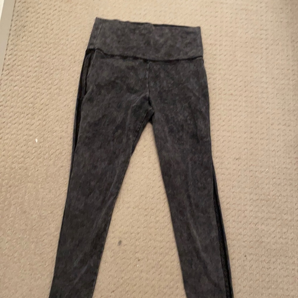 Dark grey leggings with side lace.